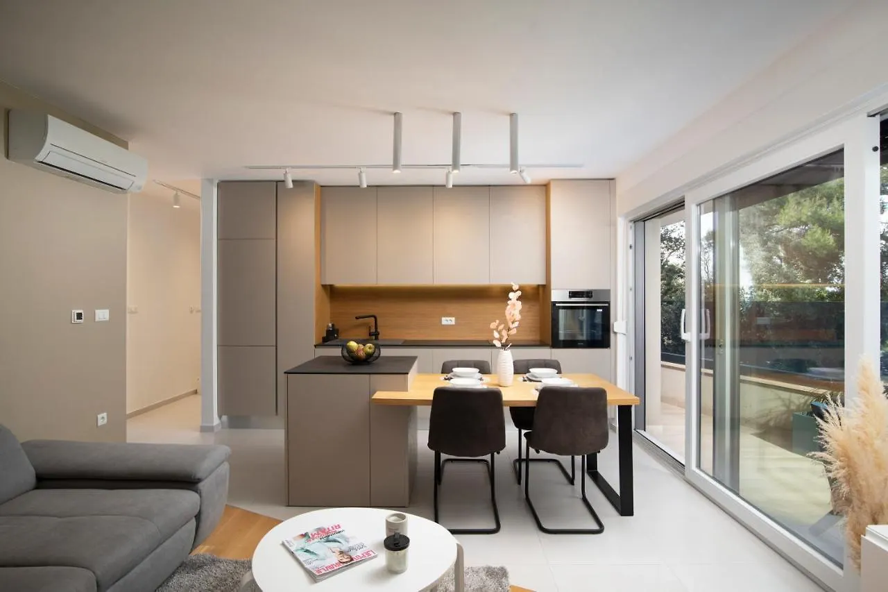 Stoja Beach Apartment Pula