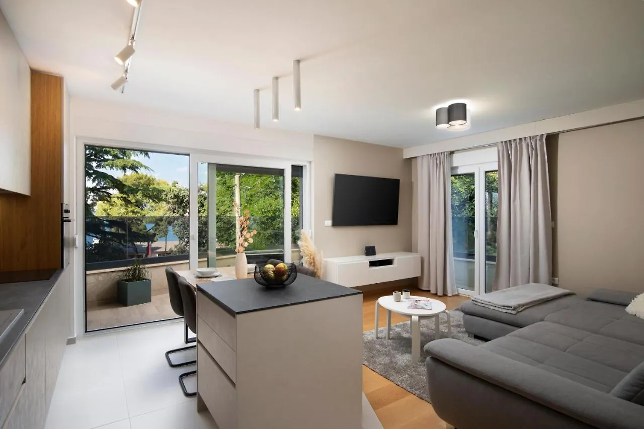 Stoja Beach Apartment Pula 0*,  Croatia